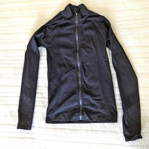 Fabletics Delta Seamless Zip Up. Worn once.